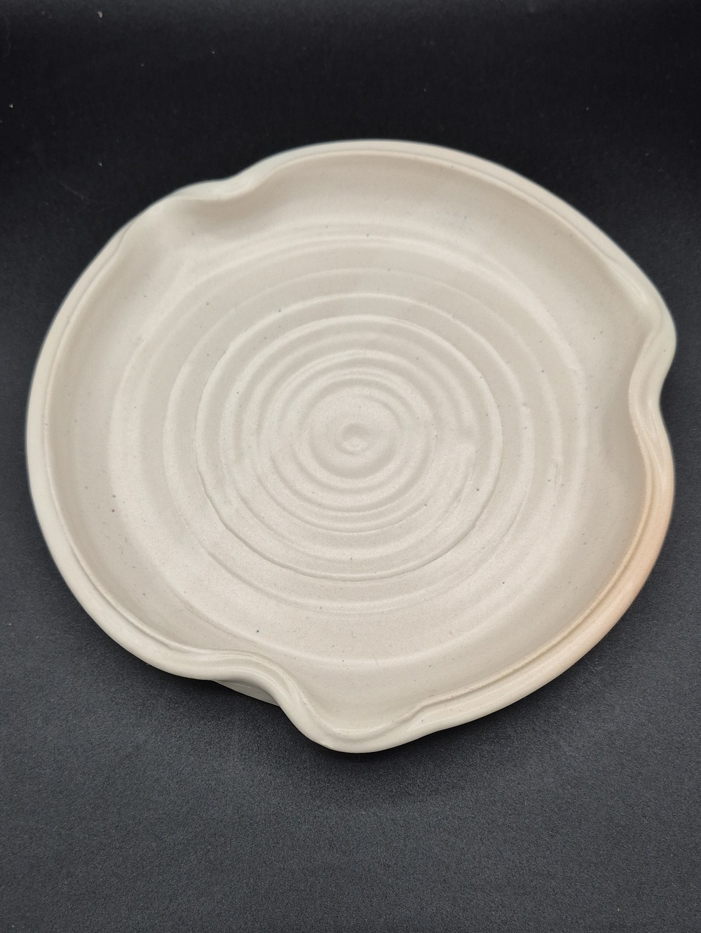 Cream Pottery Serving Plate with Textured Center